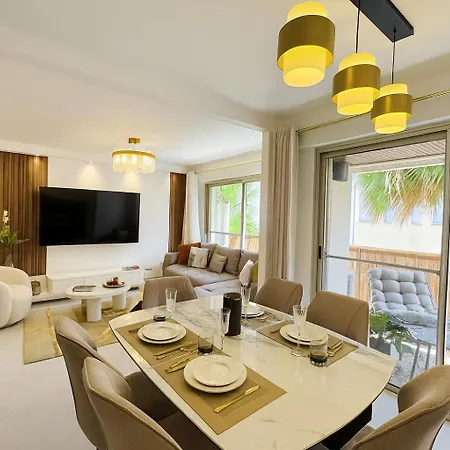 Newly Renovated 2br Modern شقة